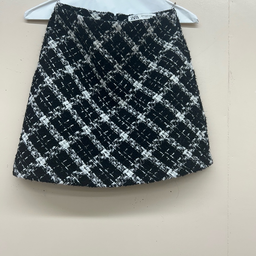 Zara Monochrome Checkered Mini XS Skirt